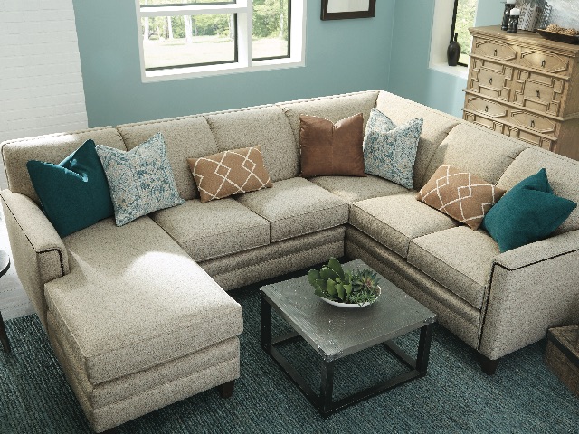 3122 Sectional